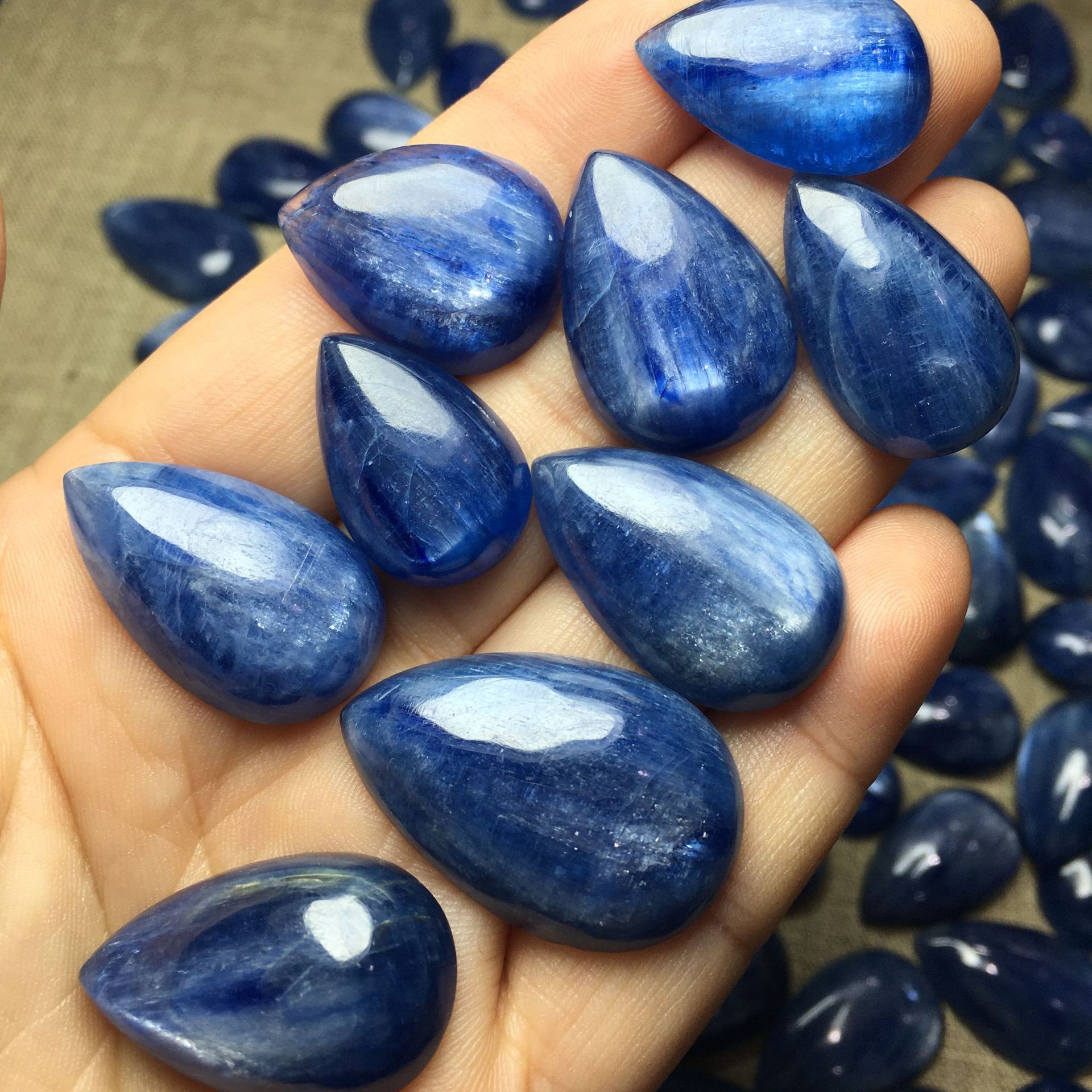 Natural Blue Crystal Water Drop Unisex