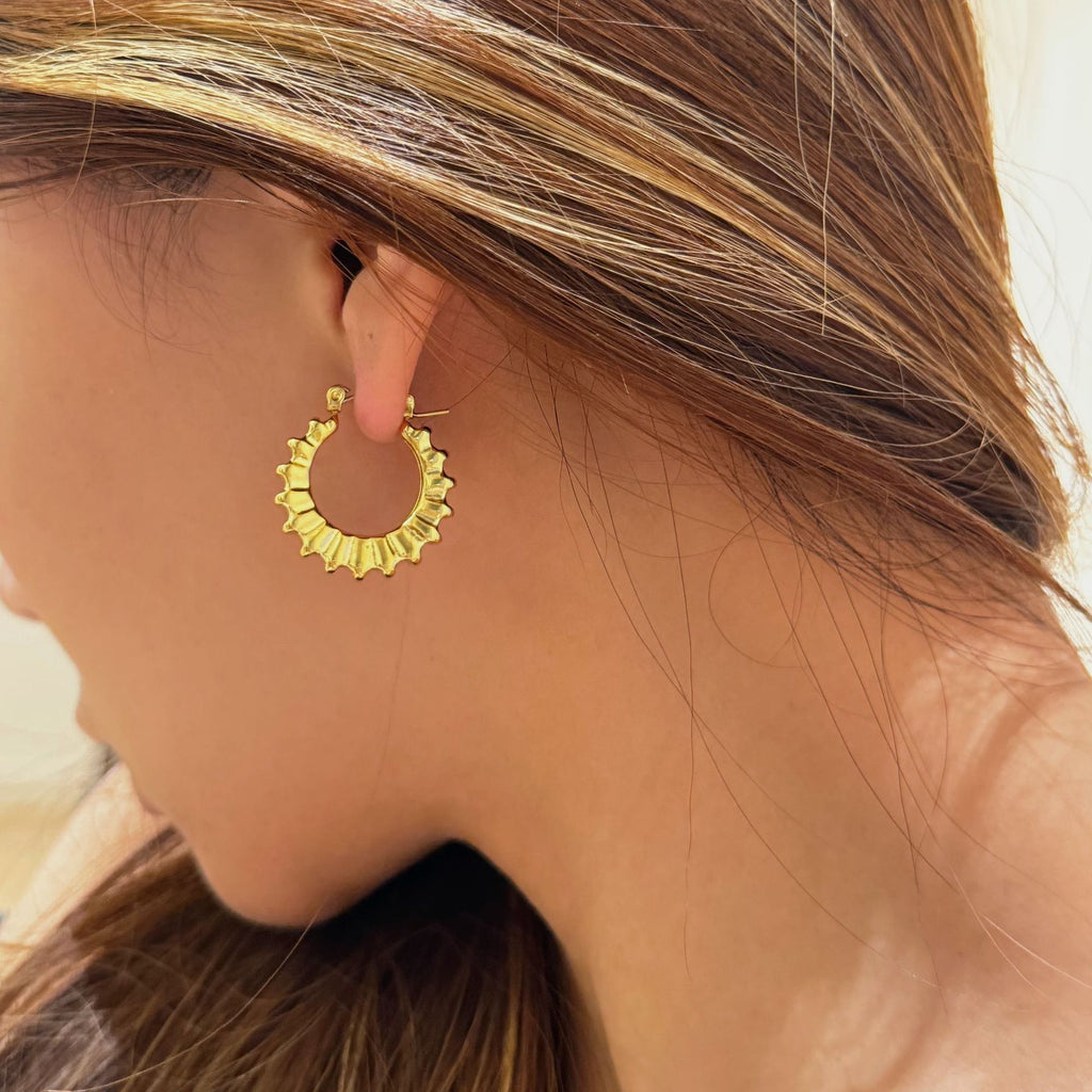 18K Real Gold Plated Titanium Steel Vintage Retro Gear Dancer Simple Earrings