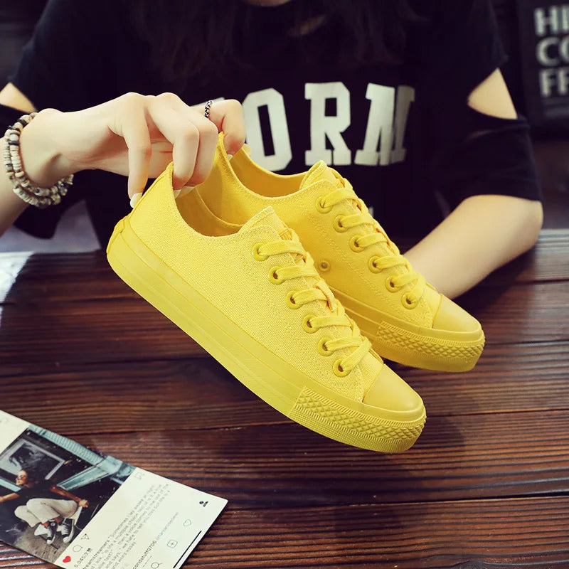 Canvas Shoes for Women and Men Lemon Yellow All Black Cloth Shoes Size 35-44 Pure White Sneakers for Boys and Girls Simple Style