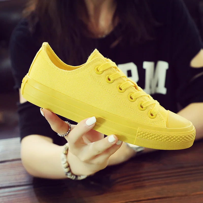 Canvas Shoes for Women and Men Lemon Yellow All Black Cloth Shoes Size 35-44 Pure White Sneakers for Boys and Girls Simple Style