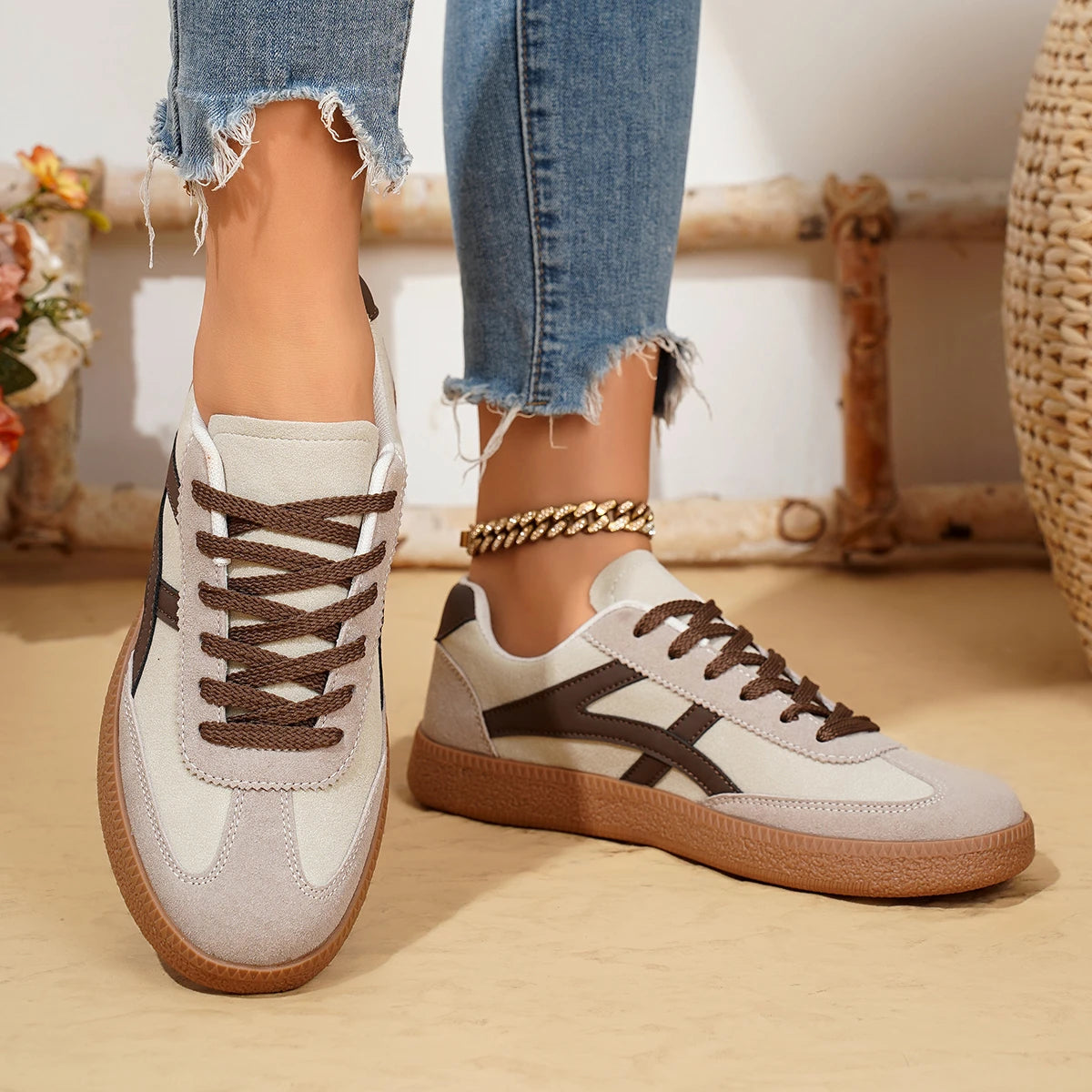 Women Sneakers Fashion Casual Flats Vulcanize Shoes Fashion Round Toe Lace Up Comfortable Flat Shoes for Women