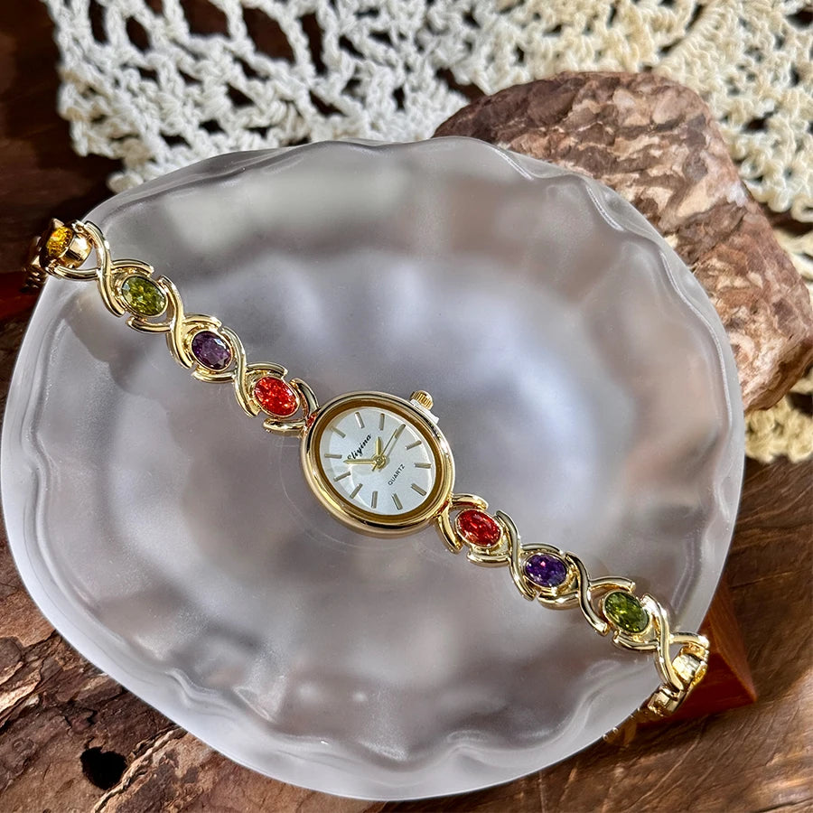 Elegant Lady's Retro round Color Gem Rainbow Quartz Watch with Chain Scale French Luxury Fashionable Ladies' Timepiece