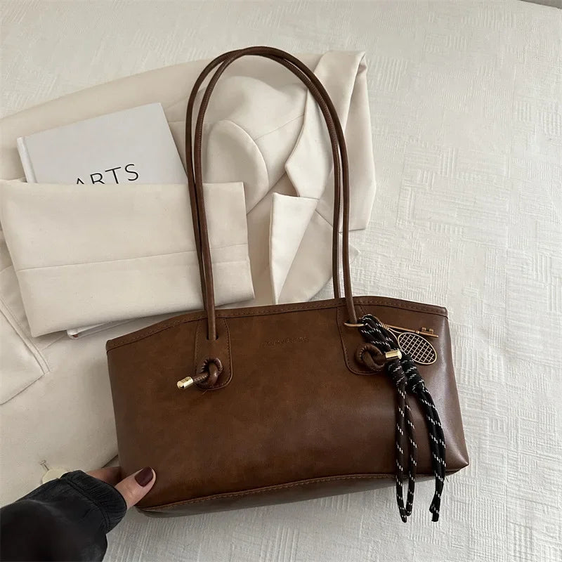 European American Retro Tote Bag, Korean Fashion Shoulder Bags Advanced Simple Handbag New Large Capacity Pendant Versatile Bags