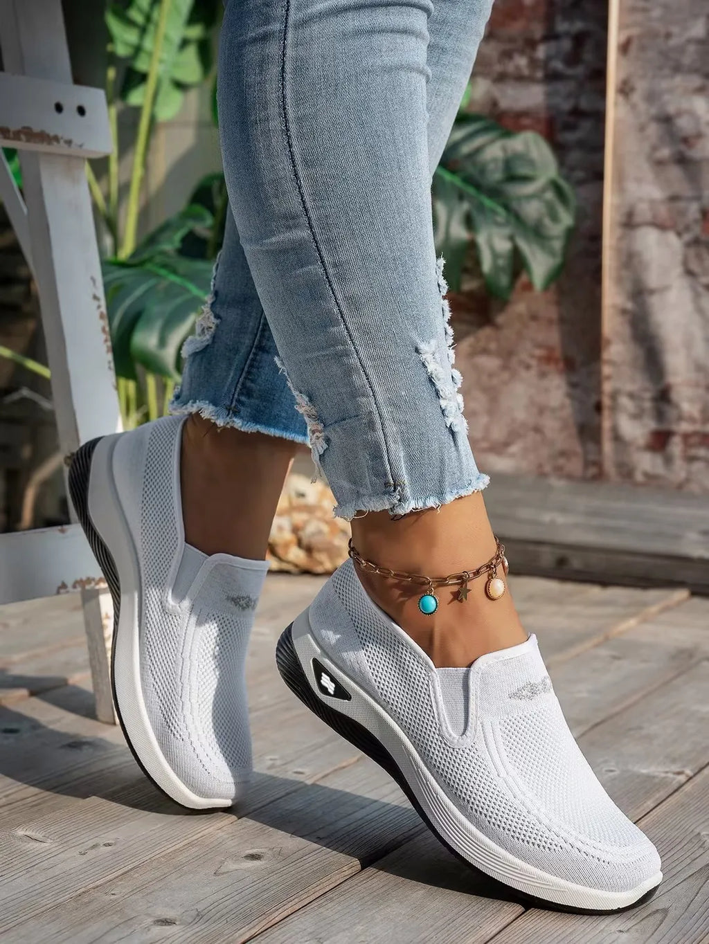 Women's shoes, women's sports shoes, lazy people can wear breathable casual shoes with mesh