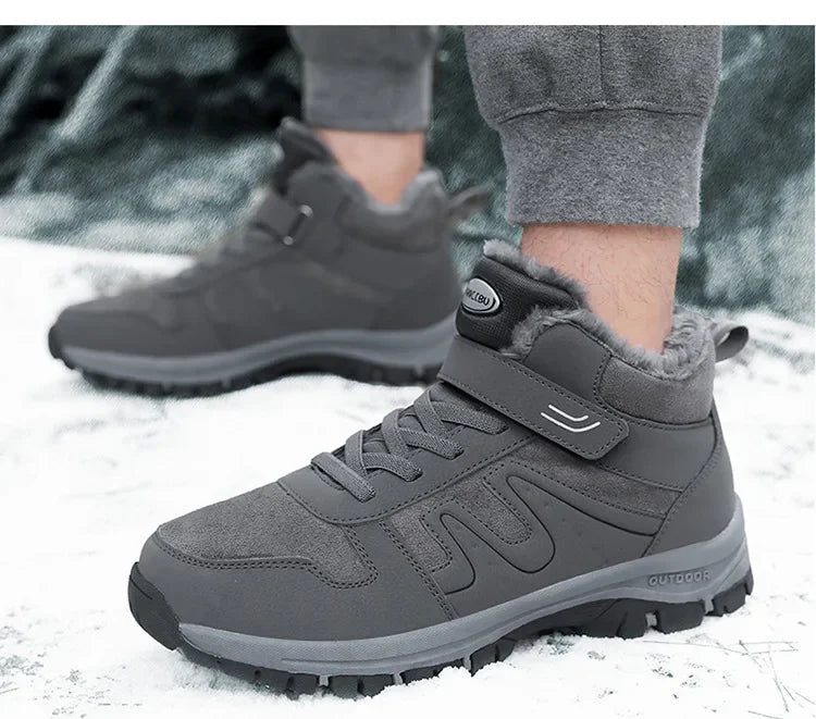 Winter High Top Snow Boots Men's Cotton Shoes Warm Fleece Lined Outdoor Anti-slip Casual Flats for Elderly And Middle-aged