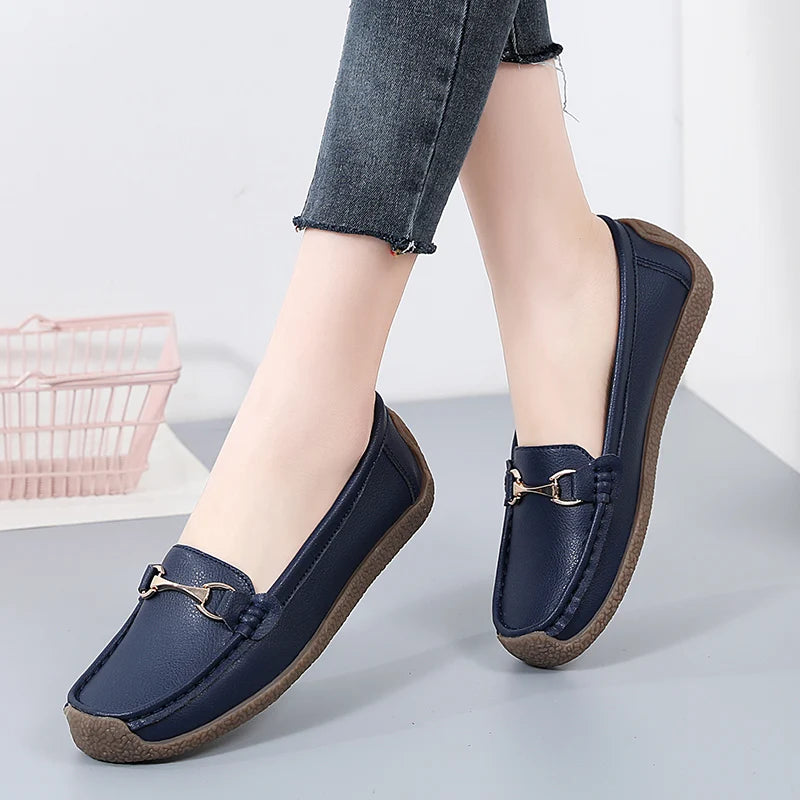100% cowhide Women's casual sports shoes Fashion Thick base Lightness Women's vulcanized shoes New large size Women's sneakers