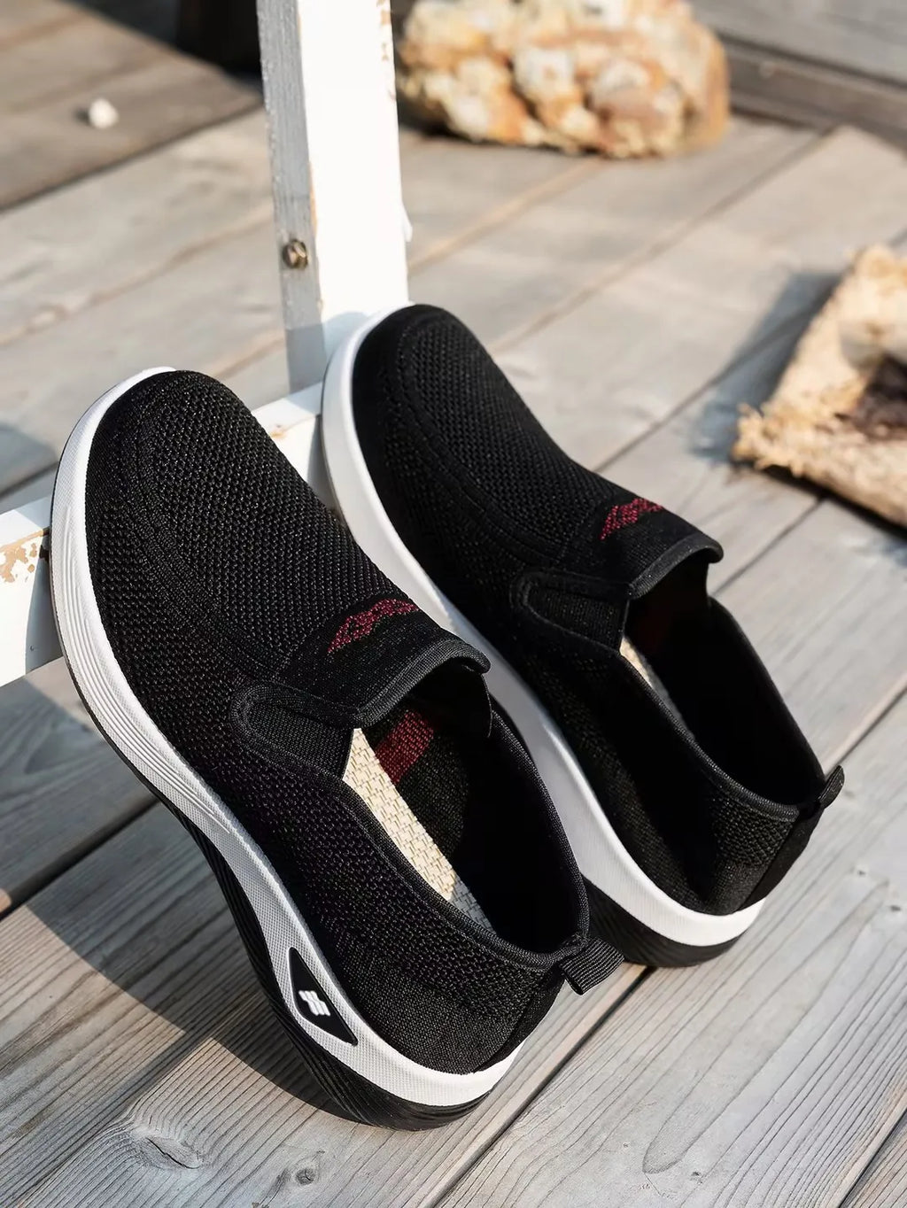 Women's shoes, women's sports shoes, lazy people can wear breathable casual shoes with mesh