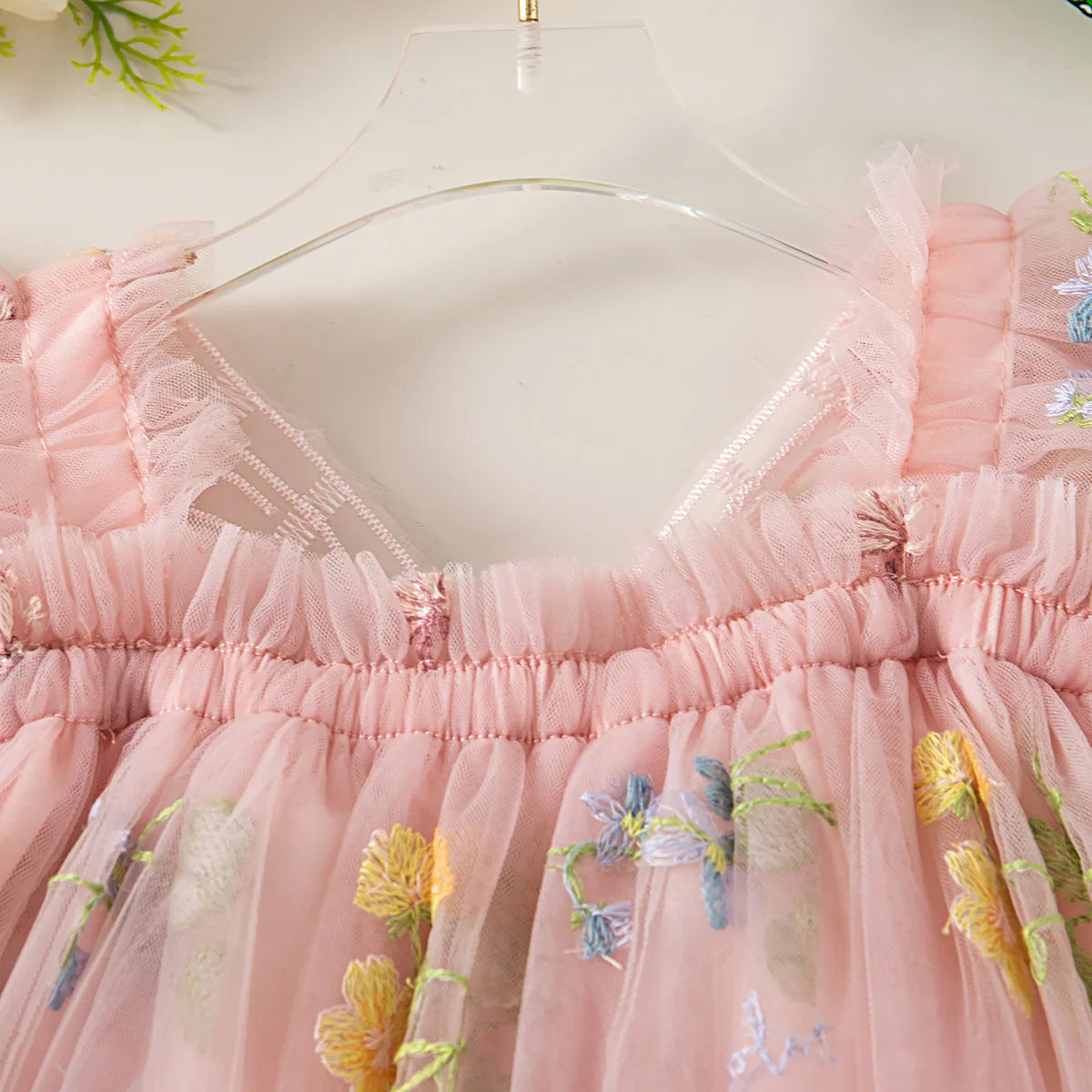 Summer New Girls' Dress Halter Small Flying Sleeve Embroidery Pattern Wings Sweet Princess Dress Mesh Princess Dress