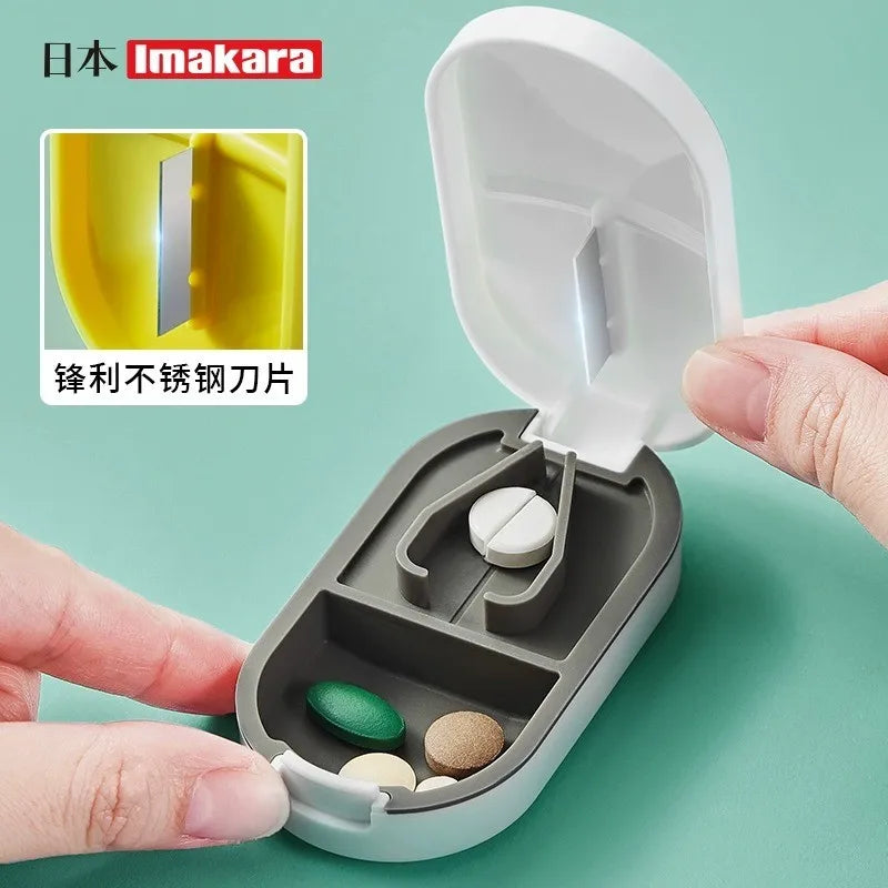 1pcPill Cutter,Pill Splitter For Cutting Small Pills OrLarge Pills In Half,Cuts Pills,Tablets,Stainless Steel Blade Travel Sized
