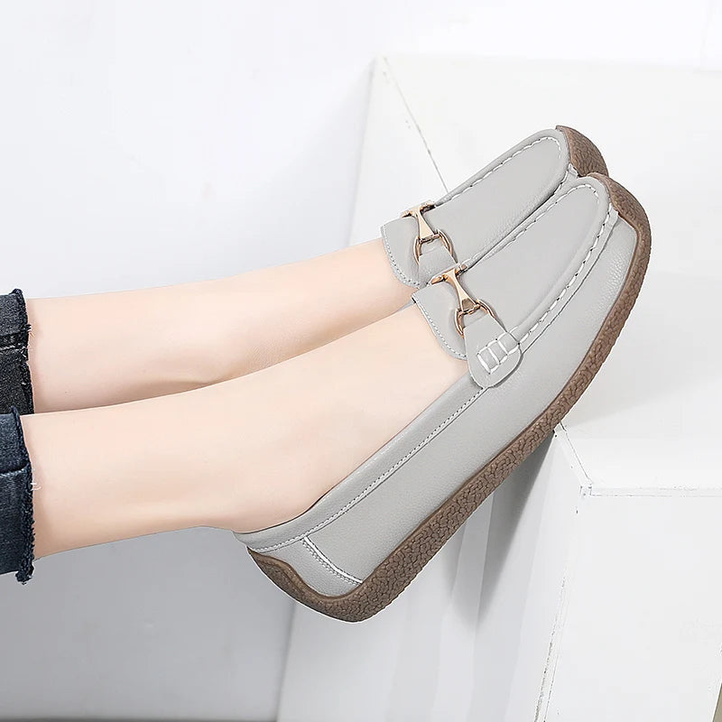 100% cowhide Women's casual sports shoes Fashion Thick base Lightness Women's vulcanized shoes New large size Women's sneakers