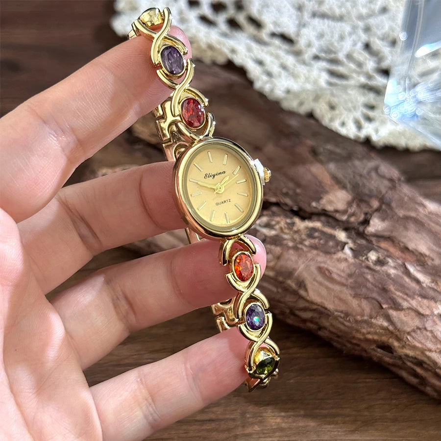 Elegant Lady's Retro round Color Gem Rainbow Quartz Watch with Chain Scale French Luxury Fashionable Ladies' Timepiece