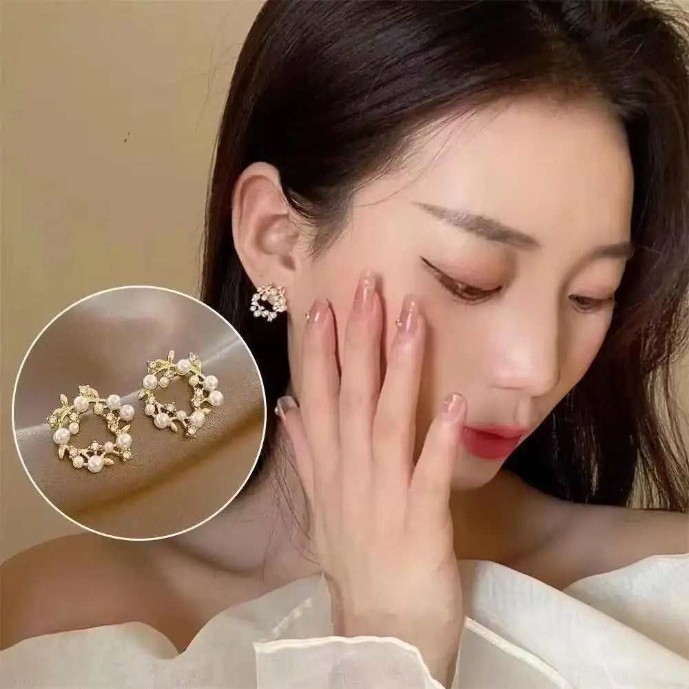 925 Silver Needle Korean Fashion Crystal Heart Earrings For Women Jewelry 2026 Trending New Luxury Women's Hoop Earrings Brincos