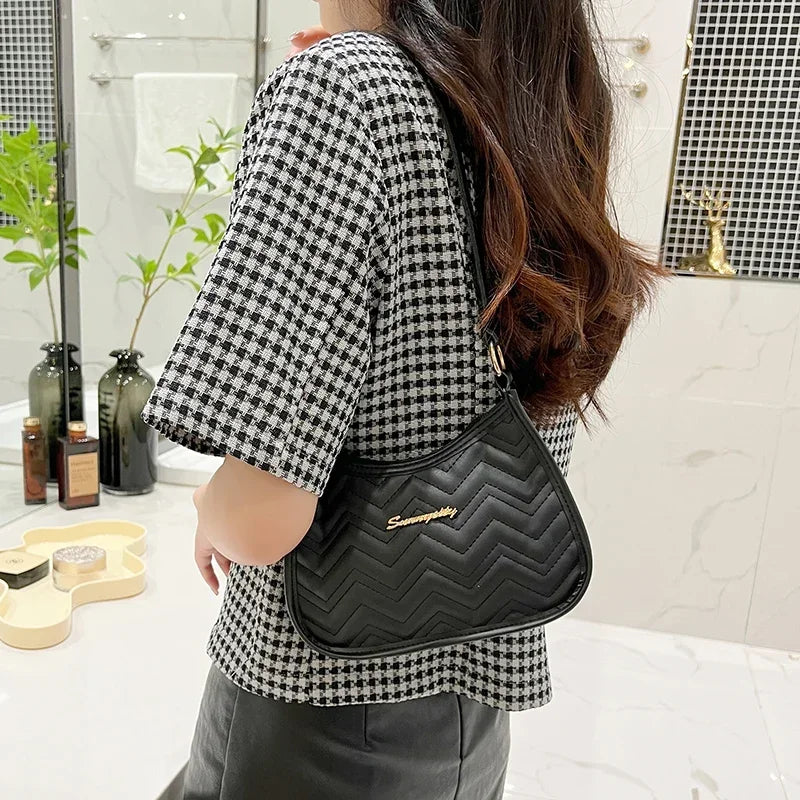 Ladies' retro shoulder bag, armpit bag, crossbody bag with fashionable design