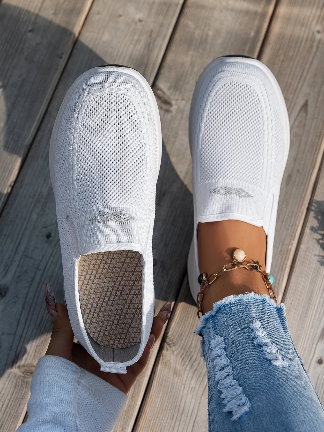 Women's shoes, women's sports shoes, lazy people can wear breathable casual shoes with mesh