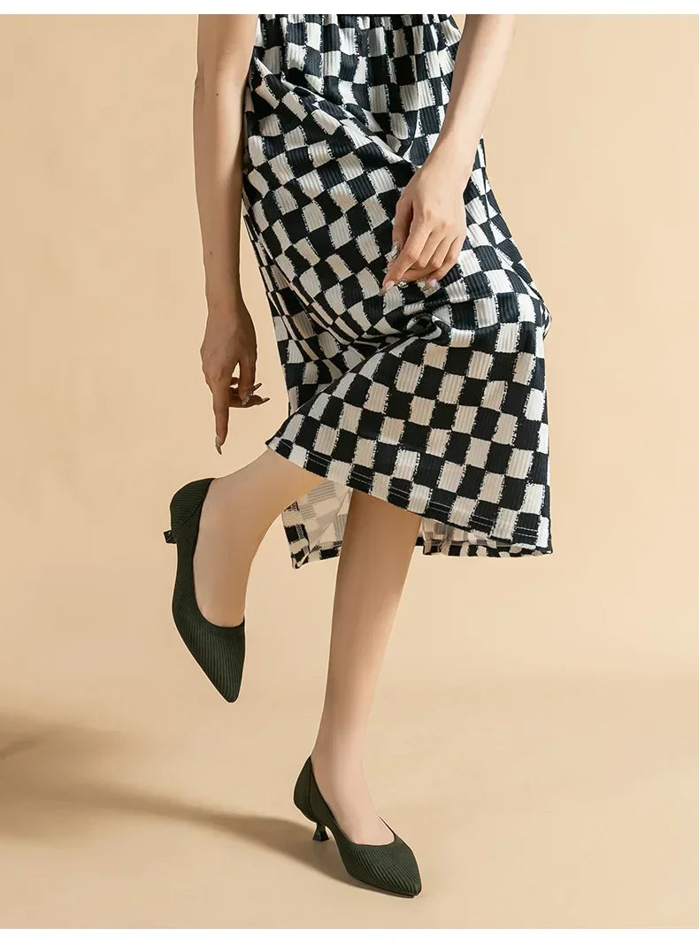 Women's Solid Color Flat Shoes Casual Fashion Breathable Non Slip Rubber Sole Pointed Non-Slip Comfortable Spring and Autumn