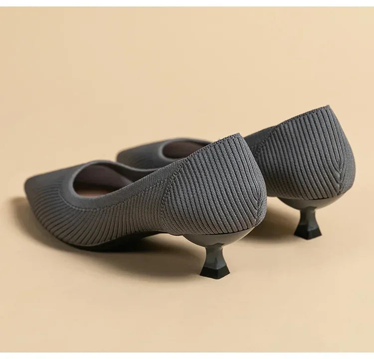 Women's Solid Color Flat Shoes Casual Fashion Breathable Non Slip Rubber Sole Pointed Non-Slip Comfortable Spring and Autumn