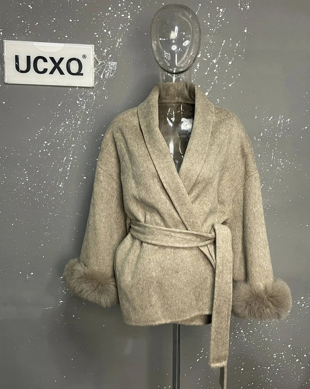 UCXQ Elegant OL Office Lady Overcoats Fur Patchwork Long Sleeve Woolen Coat Beautiful Women's Clothing Jacket Autumn 2025 Winter
