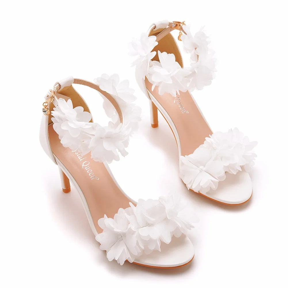 Women Sandals Fashion Sandalias Flower Decoration PU 8CM Cover Heel Buckle Strap White Solid Bridal Wedding Sweet Women's Shoes