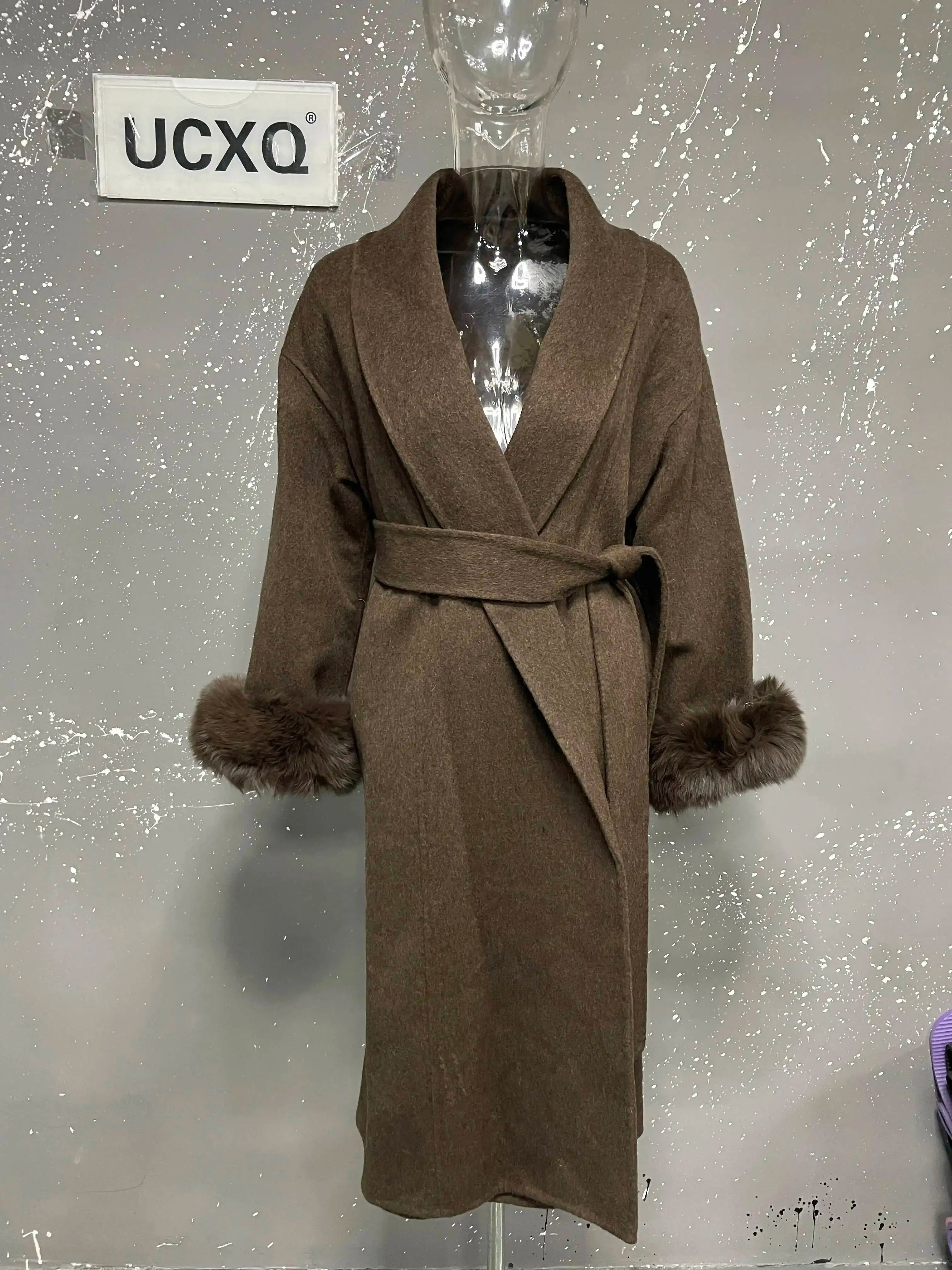 UCXQ Elegant OL Office Lady Overcoats Fur Patchwork Long Sleeve Woolen Coat Beautiful Women's Clothing Jacket Autumn 2025 Winter
