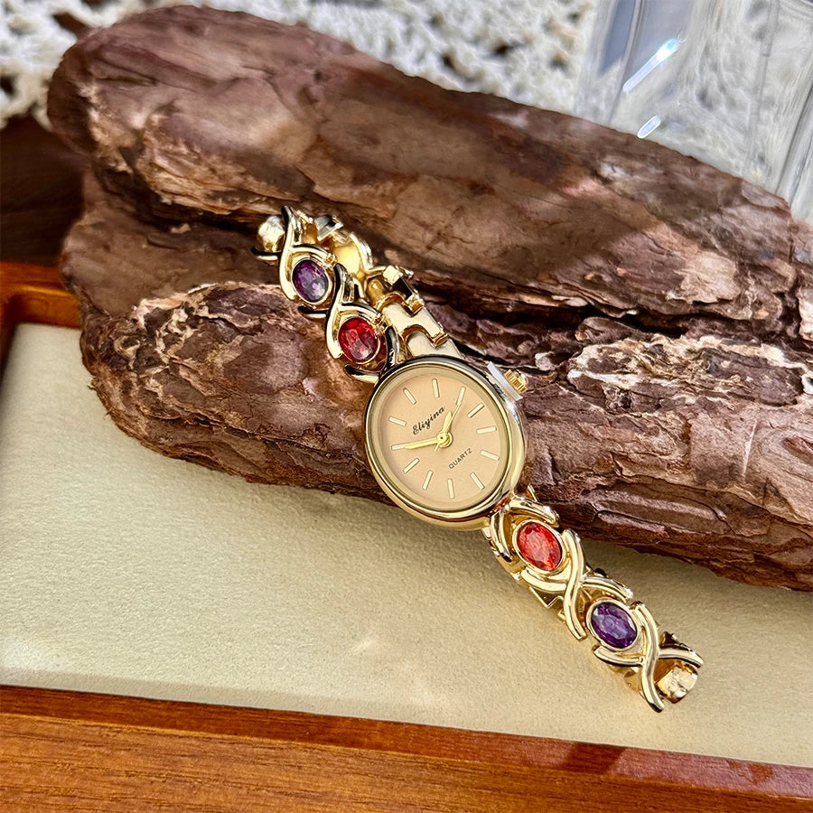 Elegant Lady's Retro round Color Gem Rainbow Quartz Watch with Chain Scale French Luxury Fashionable Ladies' Timepiece