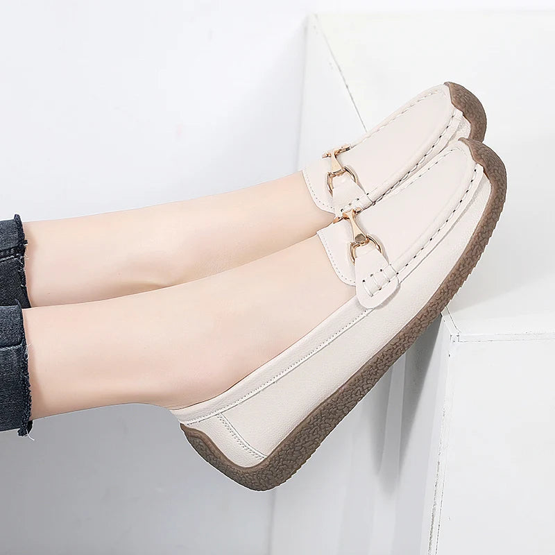 100% cowhide Women's casual sports shoes Fashion Thick base Lightness Women's vulcanized shoes New large size Women's sneakers