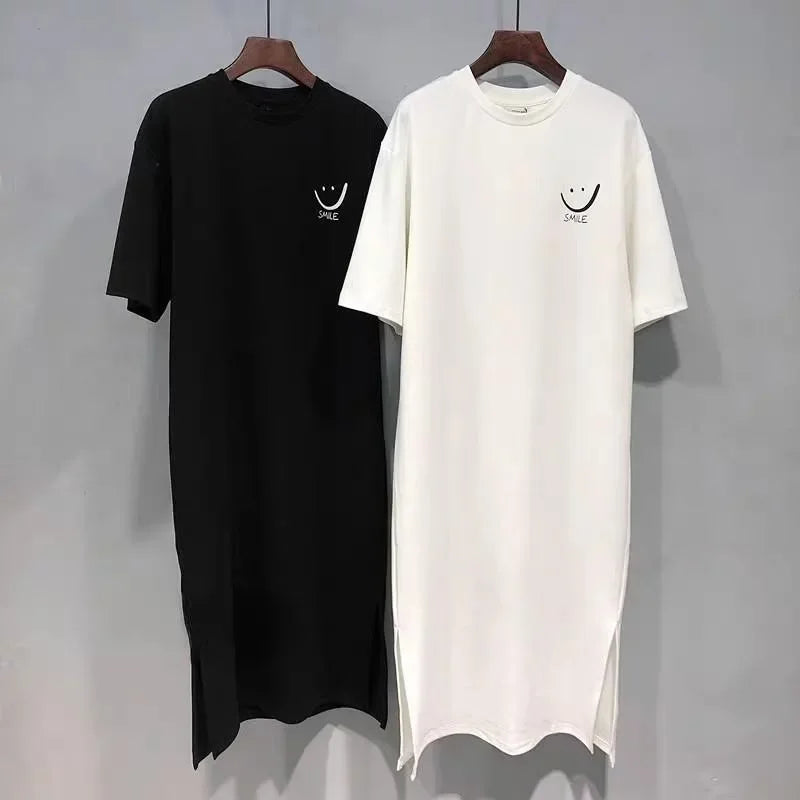 2025 Plus Size Summer Women's Smiley Side-Slit T-Shirt - Casual Loose Fit Dress