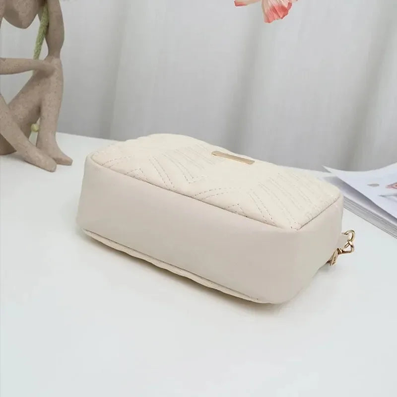 Embroidered PU Camera Bag, Small Square Shoulder Bag, Casual and Versatile