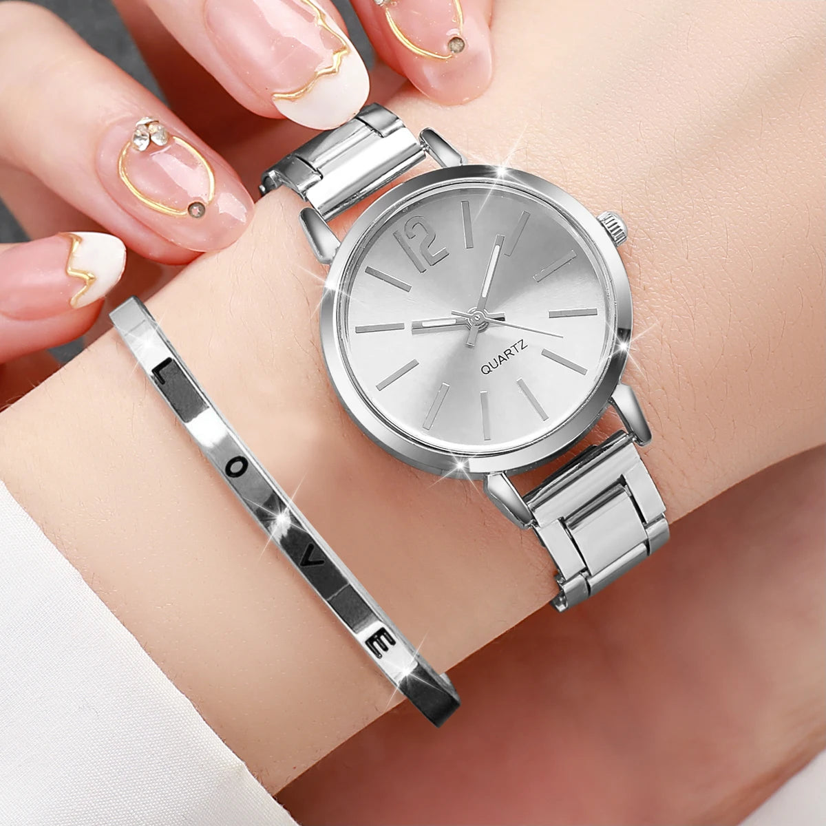 2PCS Women's Watch Fashion Gold Steel Band Quartz Wristwatch Opening Cuff Bracelet Set