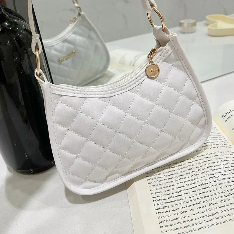 Ladies' retro shoulder bag, armpit bag, crossbody bag with fashionable design