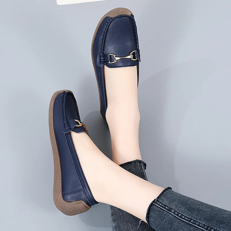 100% cowhide Women's casual sports shoes Fashion Thick base Lightness Women's vulcanized shoes New large size Women's sneakers
