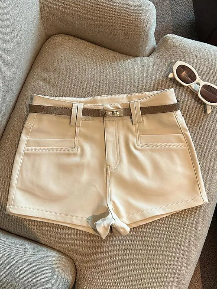 Autumn Black White Elegant Fashion Sexy Slim Short Pant Clothes Women Casual Beige Pockets High Waist Office Lady Shorts Simple