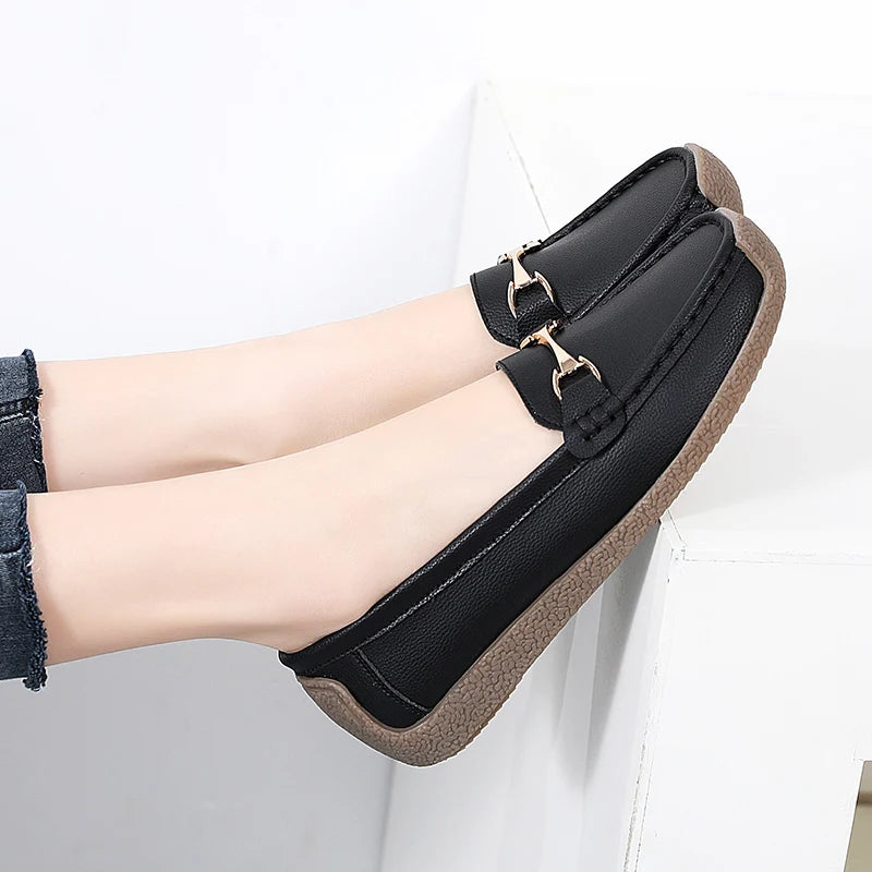 100% cowhide Women's casual sports shoes Fashion Thick base Lightness Women's vulcanized shoes New large size Women's sneakers