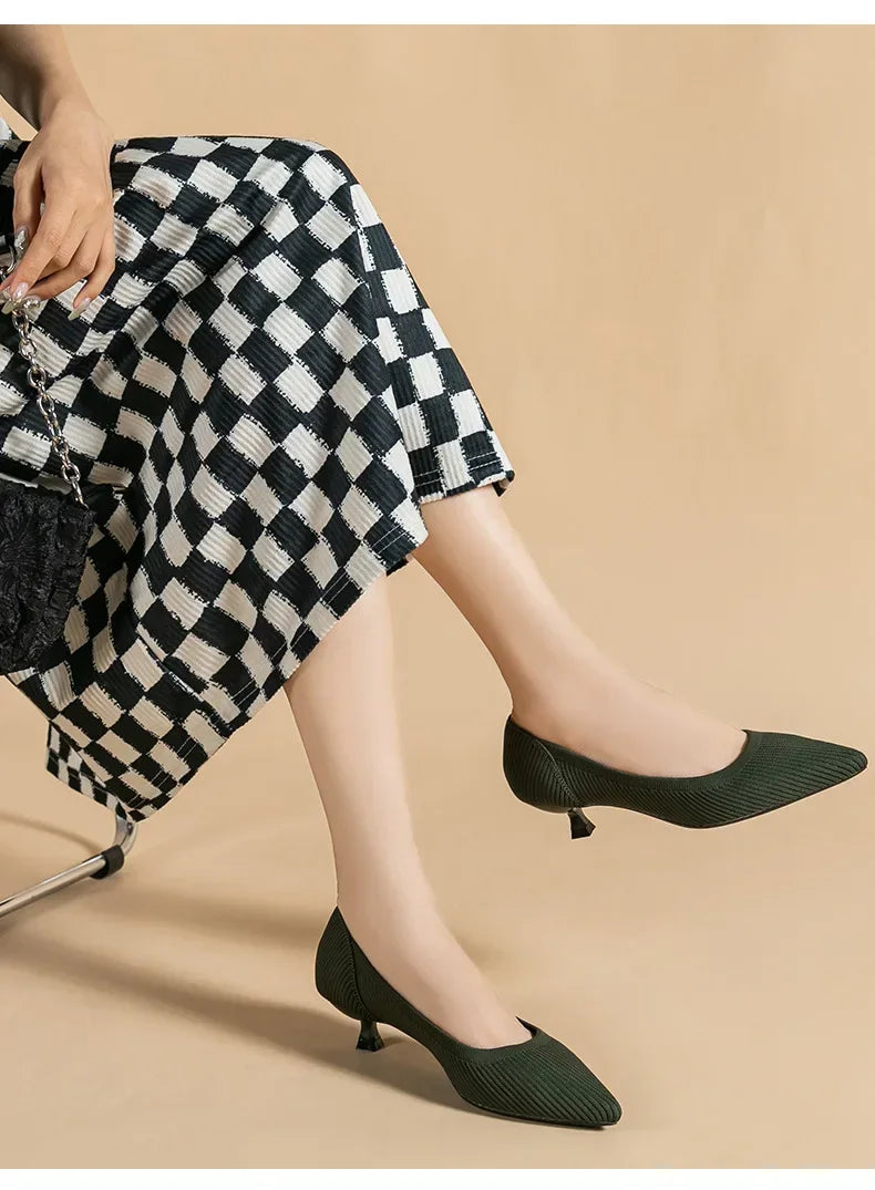 Women's Solid Color Flat Shoes Casual Fashion Breathable Non Slip Rubber Sole Pointed Non-Slip Comfortable Spring and Autumn
