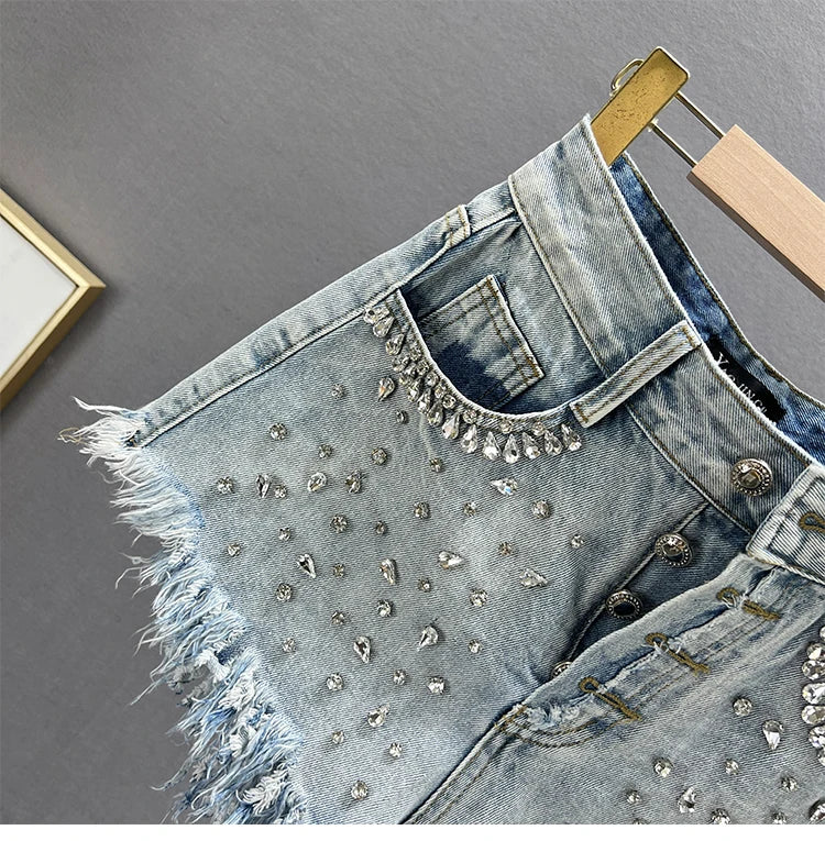 Diamond-Embedded Denim Shorts Women's Fashionable 2023 New Summer High Waist Loose Slimming Raw Hem Wide Legs Short Hot Pants