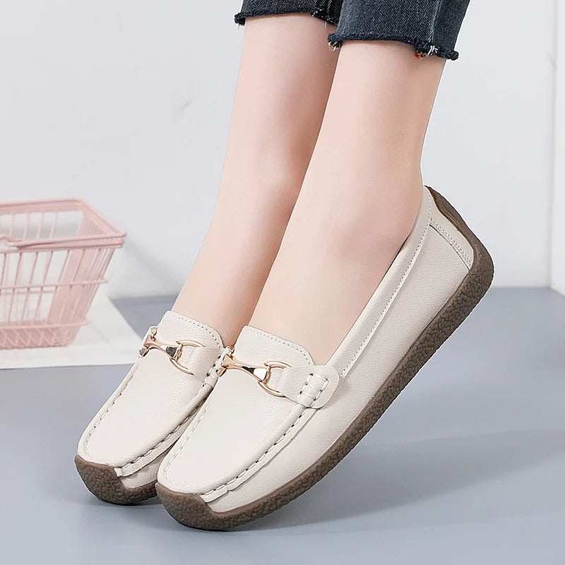 100% cowhide Women's casual sports shoes Fashion Thick base Lightness Women's vulcanized shoes New large size Women's sneakers