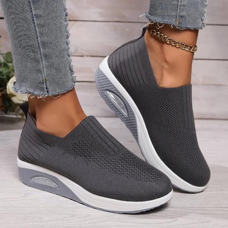 2025 Summer Fashion Mesh Breathable Sneakers Casual Solid Color Thick-soled Wedge Shoes Comfortable Walking Vulcanized Shoes