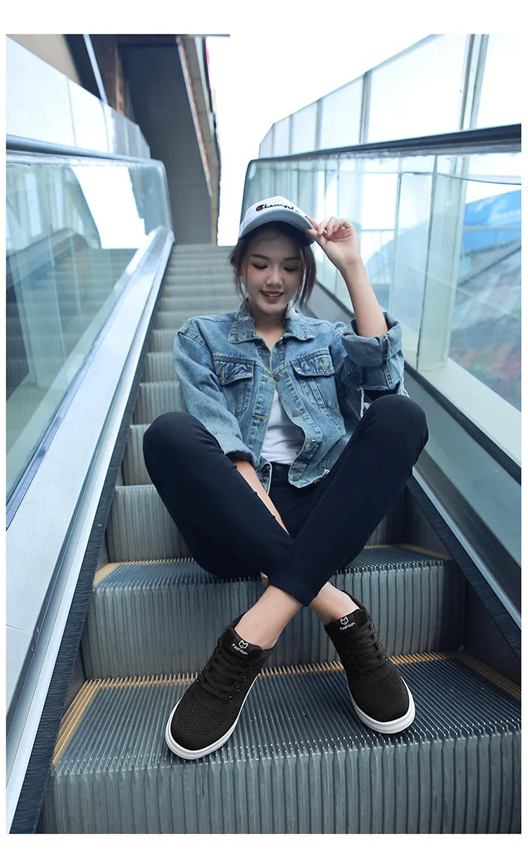Casual Increase Women Shoes Mesh Comfortable Breathable Wedge Heels Fashion Contracted Lace Up Running Sneakers Tênis Branco